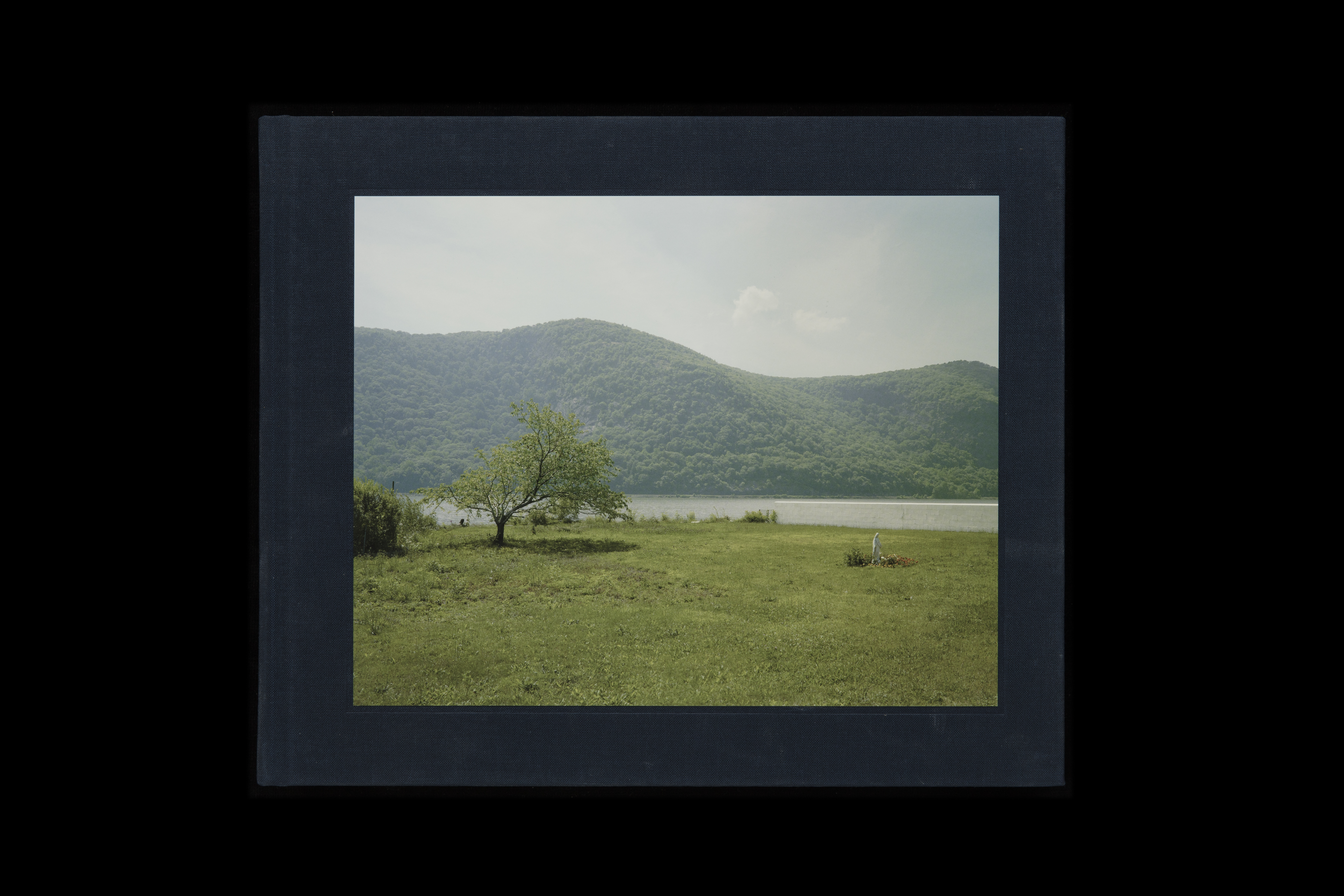 Hudson Valley by Stephen Shore – LL'Editions